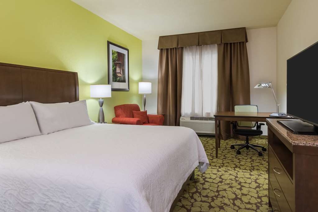 Hilton Garden Inn Wayne Zimmer foto